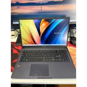 Asus VivoBook M1502 AMD Ryzen 5 4600H 8gb Memory 250gb SSD 15.6In FHD Screen