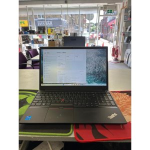 Lenovo ThinkPad E15 Gen 2 Core i5 1135G7 16gb Memory 256gb SSD 15.6In FHD Screen