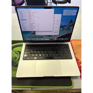 Apple MacBook Pro 14 A2779 Silver M2 Pro 2023 32gb Memory 1TB SSD 16 Core GPU 14.2In Retina XDR Display