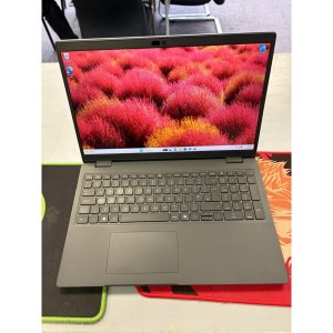Dell Latitude 3550 13th Gen Core i5 1335u 16gb Meemory 512gb SSD 15.6In FHD Screen