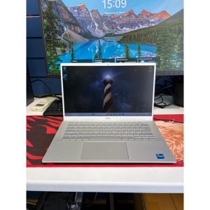 Dell Inspiron 5402 Core i5 11th 1135G7 8gb Memory 500gb SSD 14.2In FHD Screen