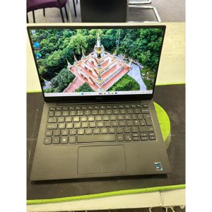 Dell XPS 9305 Core i7 1165G7 16gb Memory 500gb SSD 13.3In FHD Screen