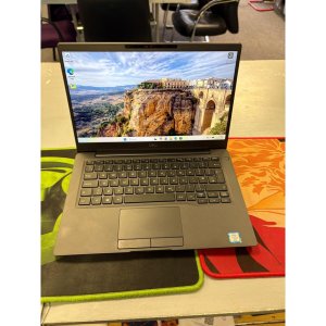 Dell Latitude 7300 Core i5 8365u 8gb Memory 250gb SSD 13.3In FHD Touch Screen