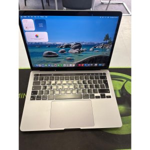 Apple MacBook Pro M1 A2338 2020 8gb memory 256gb SSD 13.3In Retina Screen