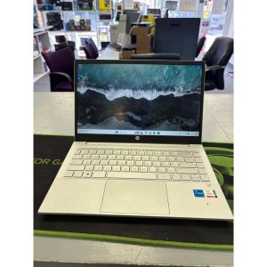 HP Pavilion 14 DV2 Core i3 1215u 32gb Memory 256gb SSD 14.2IIn FHD Screen