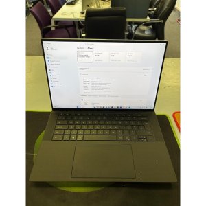 Dell XPS 15 9530 Intel Core i7 13700H 16GB Memory 1TB NVMe Gen 4 8gb RTX 4070 15.6In FHD+ Screen