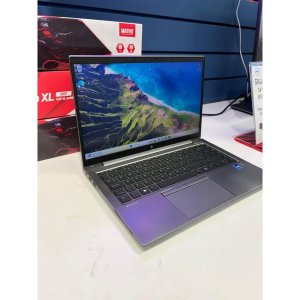 HP Zbook FireFly G8 Core i7 1165G7 16gb Memory 500gb SSD 4gb Quadro T500 14.2In FHD Screen