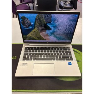 HP Elitebook 840 G8 Core i7 1165G7 16gb Memory 25gb SSD 14.2In FHD Screen