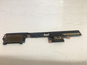 DELL Alienware m18 R1 CARD READER USB I/O BOARD 0M107T M107T (O90)