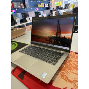 Dell Latitude 5430 Laptop Core 12th i5-1245U 16GB Memory 256GB NVMe 14.2In FHD Screen