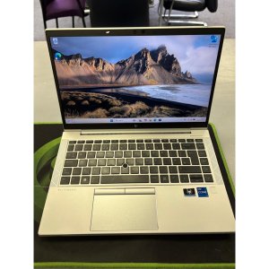 HP Elitebook 840 G8 Core i7 1165G7 64gb Memory 512gb SSD 14.2In FHD Screen